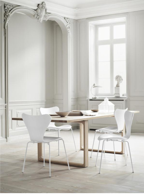 セブンチェアで揃える【Fritz Hansen ホワイトキャンペーン 