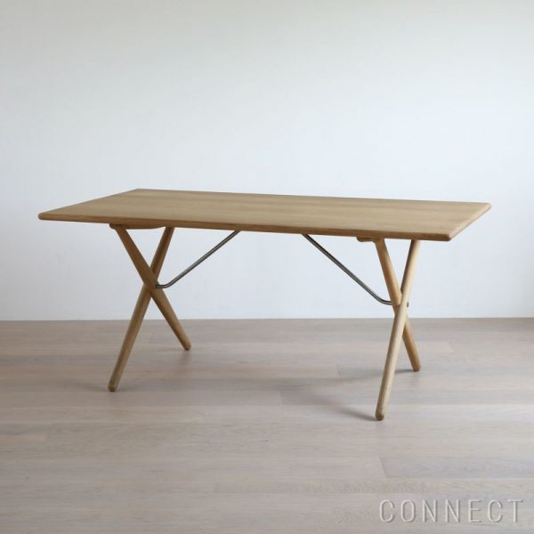 PP Mobler（PPモブラー） PP85160 Cross Legged Table（クロスレッグドテーブル） オーク材・ソープ仕上げ