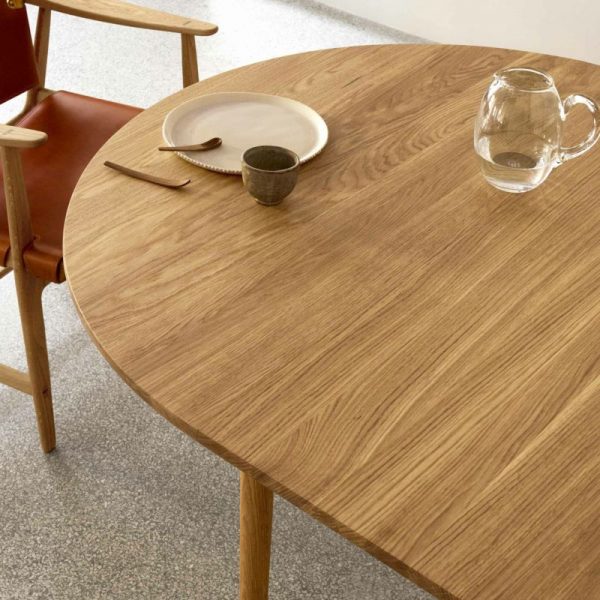 CARL HANSEN & SON （カール・ハンセン＆サン） / BM0121 / オーク材・オイル仕上げ / φ120cm / ダイニングテーブル