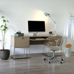 【理想を叶える USMハラーのデスク】 機能美と収納力を両立した、USMハラーで作るあなただけのデスク