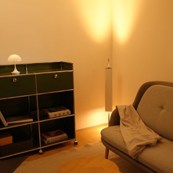 FLOS（フロス） / Emi T（エミ T）